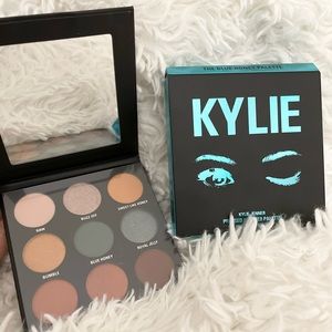 NEW Kylie Jenner The Blue Honey Palette Pressed Powder Palette
